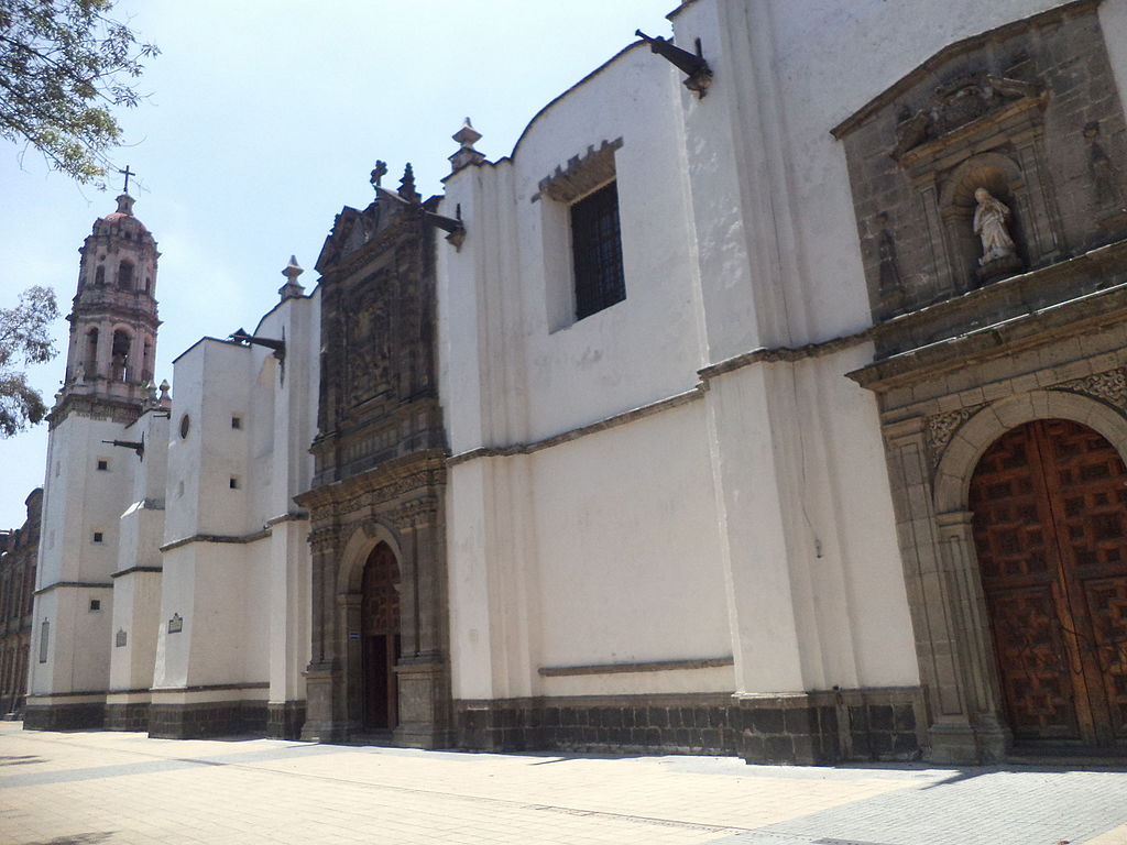 Inglesia y Convento Regina Coeli