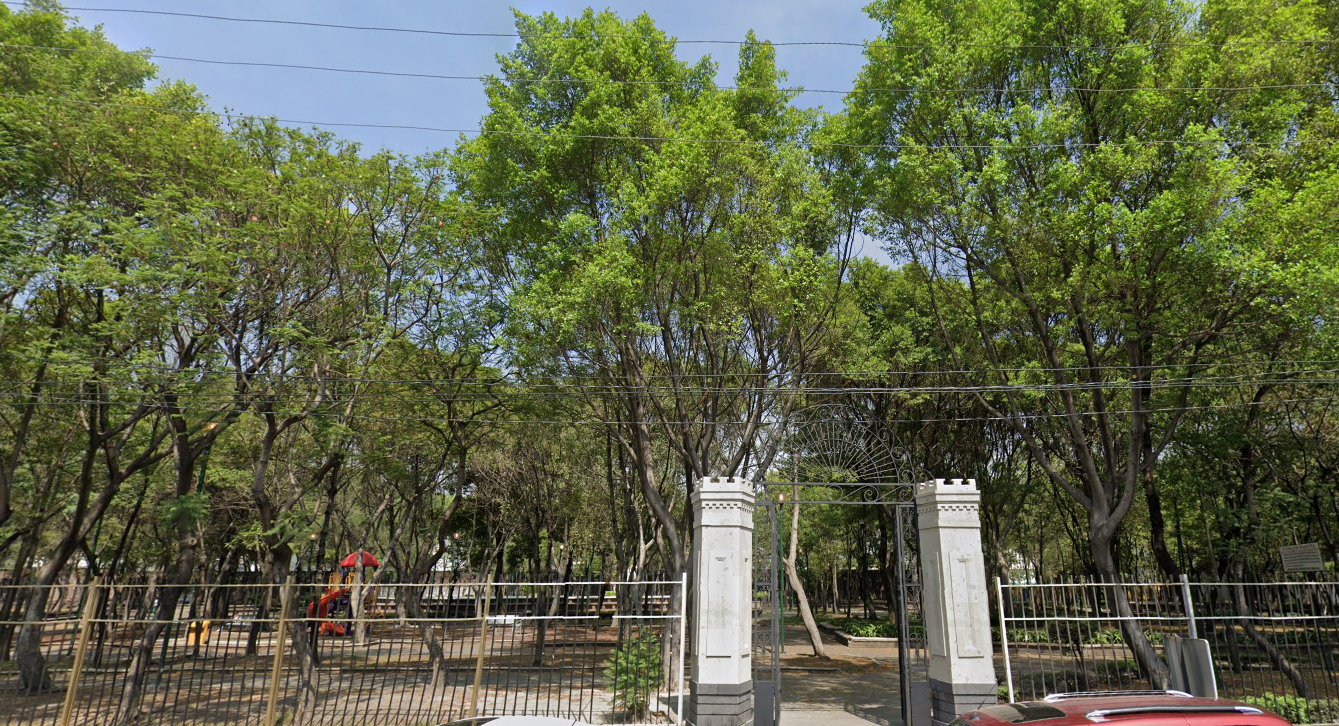 Alameda Ánfora / Jardín Lecumberri