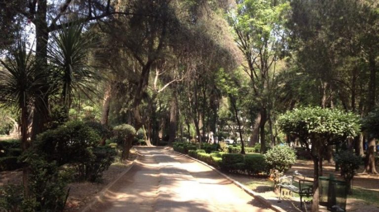 Jardín Ramón López Velarde