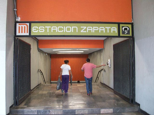 Metro Zapata
