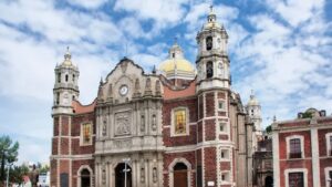 The Old Basílica de Guadalupe: The Cristo Rey Expiatory Temple