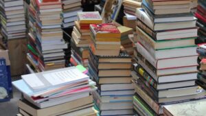 Hermanos de la Hoja Bookshop