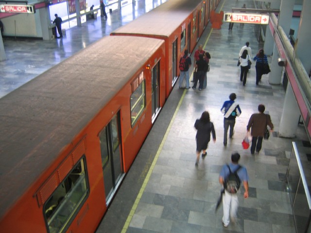 Metro Observatorio