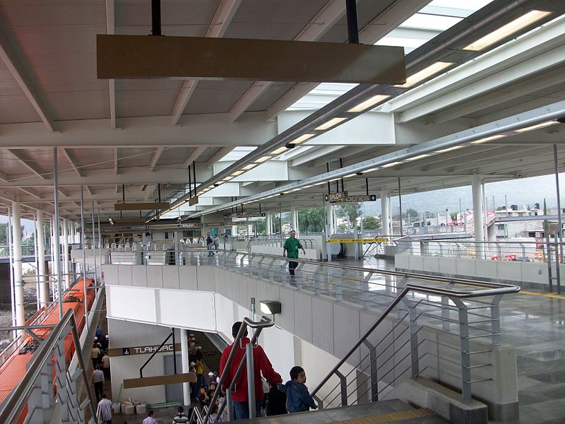 Metro Tlahuac