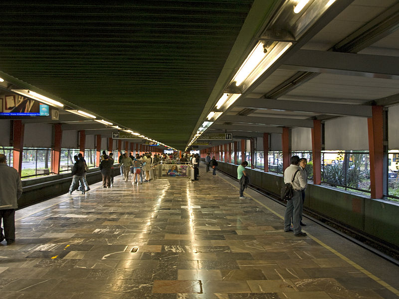 metro Deportivo 18 de Marzo