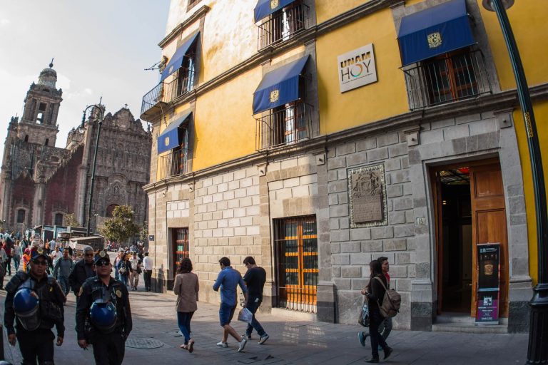 Primera Universidad