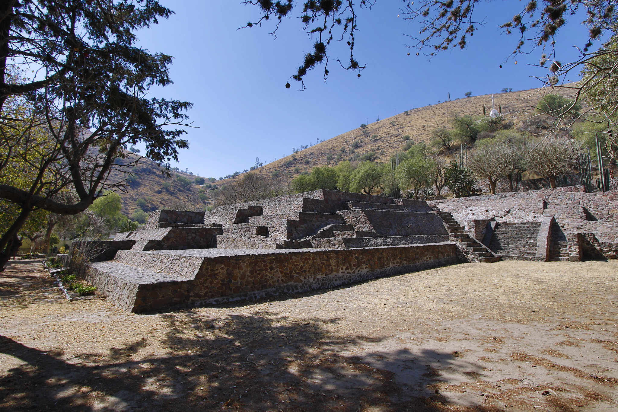 Tlapacoya Archaeological Zone & Cerro de Elefante Park
