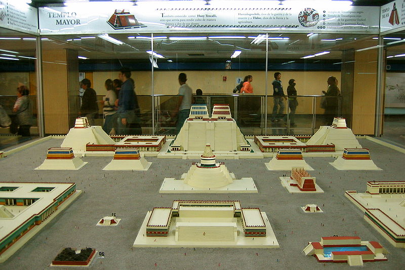 Zocalo_temple_mayor_metro