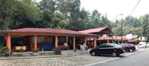 Mercado de Comida Fuentes Brotantes