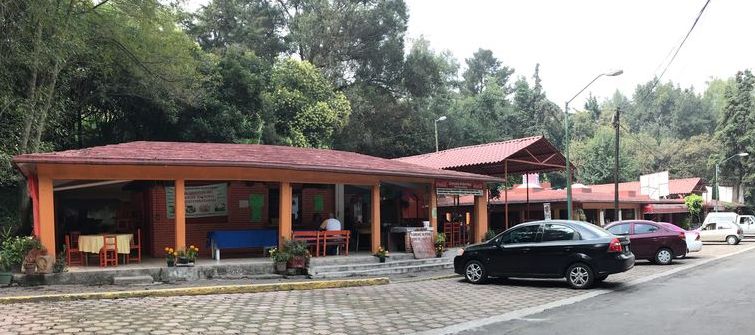Mercado de Comidas Fuentes Brotantes