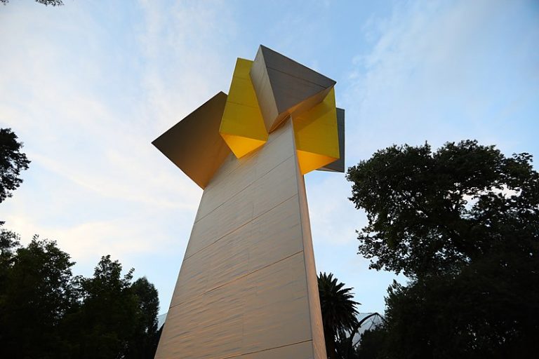 Energía, by Mathias Goeritz, Chapultepec