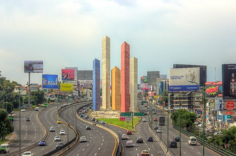 Torres de Ciudad Satélite