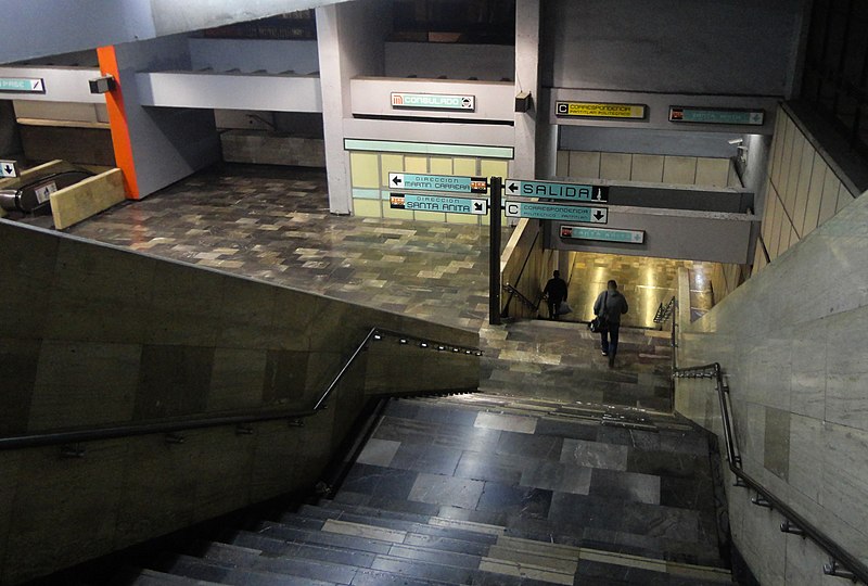 metro consulado
