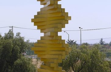 Articulated Wall