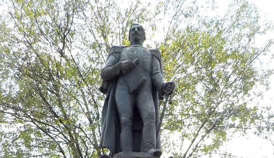 Estatua de Francisco de Paula Santander