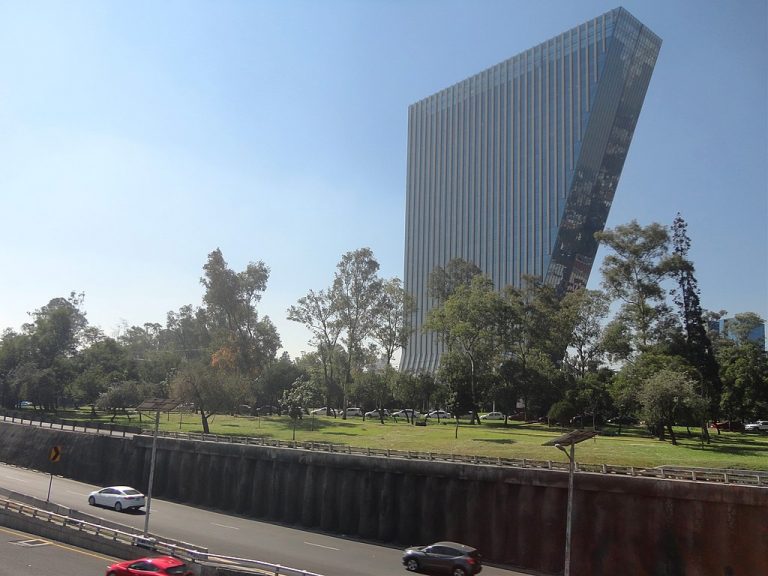 Torre Virreyes, Lomas